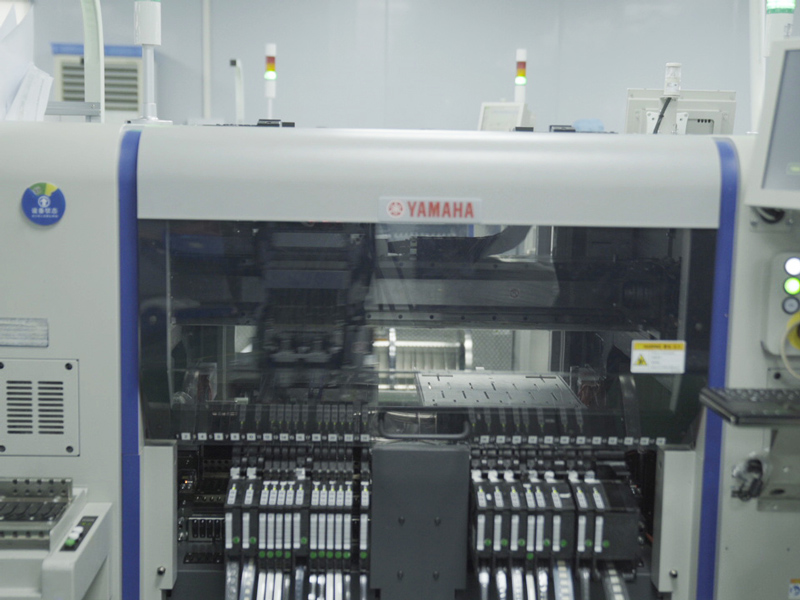 YAMAHA-High-Speed-Surface-Mounter
