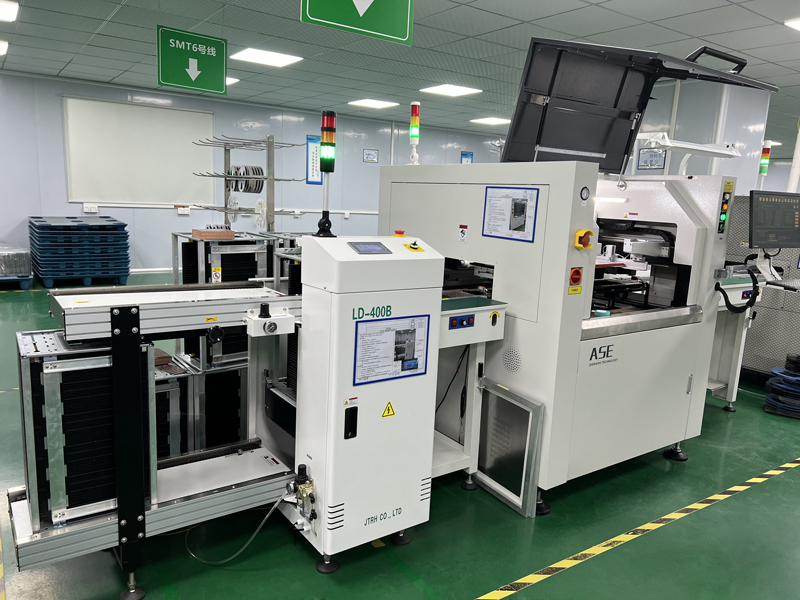 Fully-Automatic-PCB-Loader-and-Automatic-Solder-Paste-Printer
